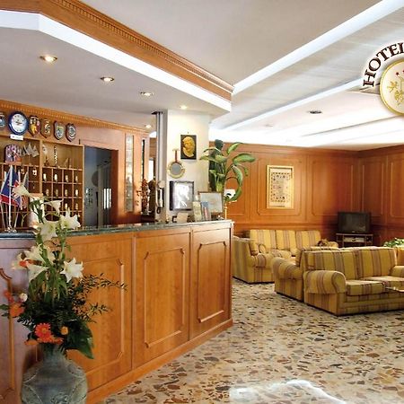 Hotel Capys คาปัว ภายนอก รูปภาพ