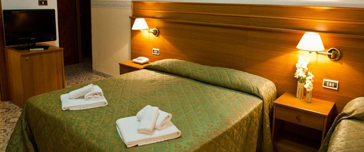 Hotel Capys คาปัว ภายนอก รูปภาพ