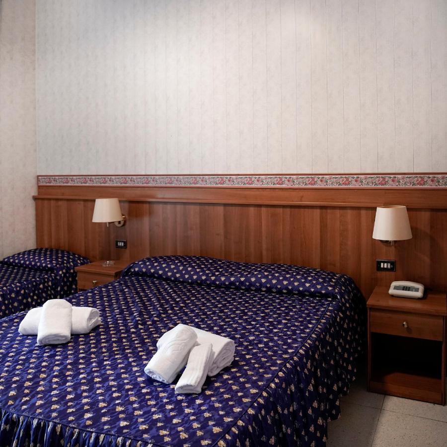 Hotel Capys คาปัว ภายนอก รูปภาพ