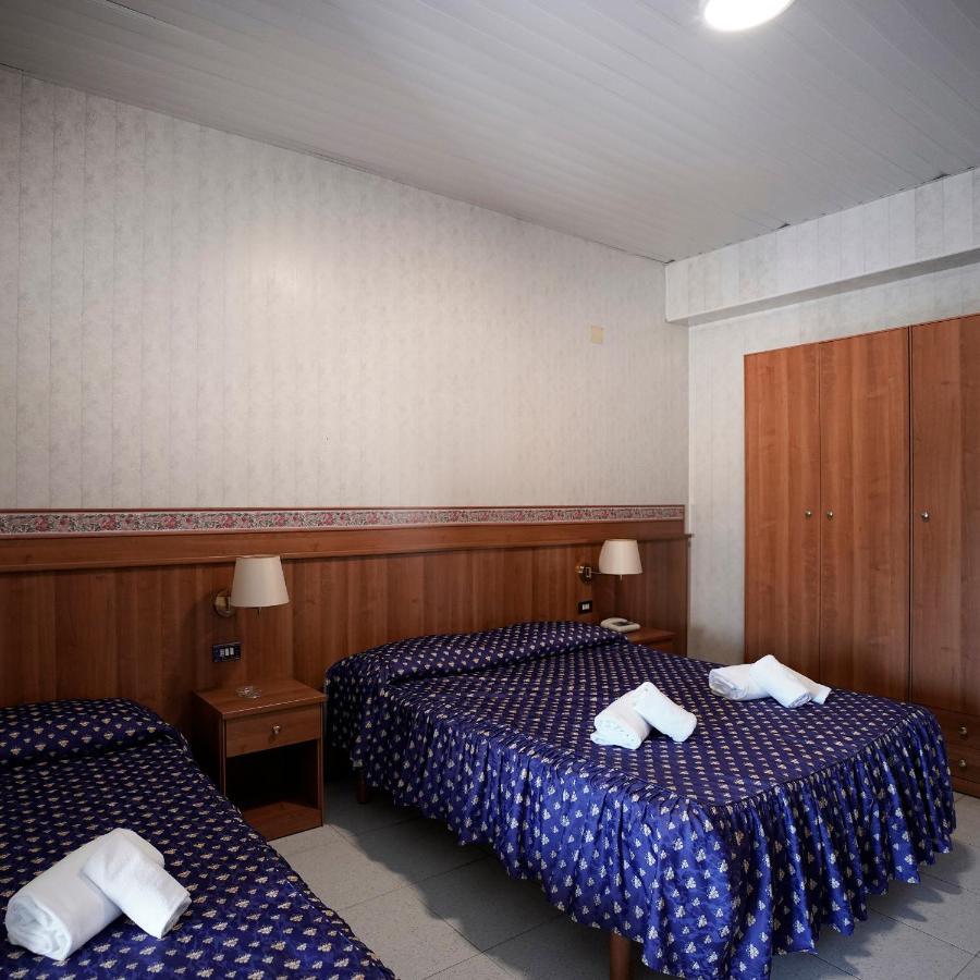 Hotel Capys คาปัว ภายนอก รูปภาพ